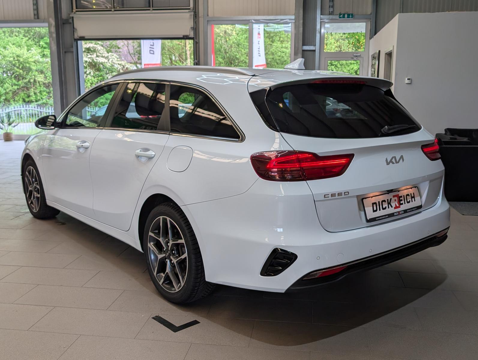 Kia cee'd Sportswagon 1.5 DCT Ultimate LED CAM ACC 