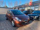 Hyundai ix20 FIFA world Cup Edition, Automatik - Hyundai ix20 aus 2015