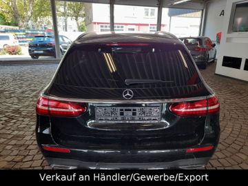 Mercedes E 300 - 4