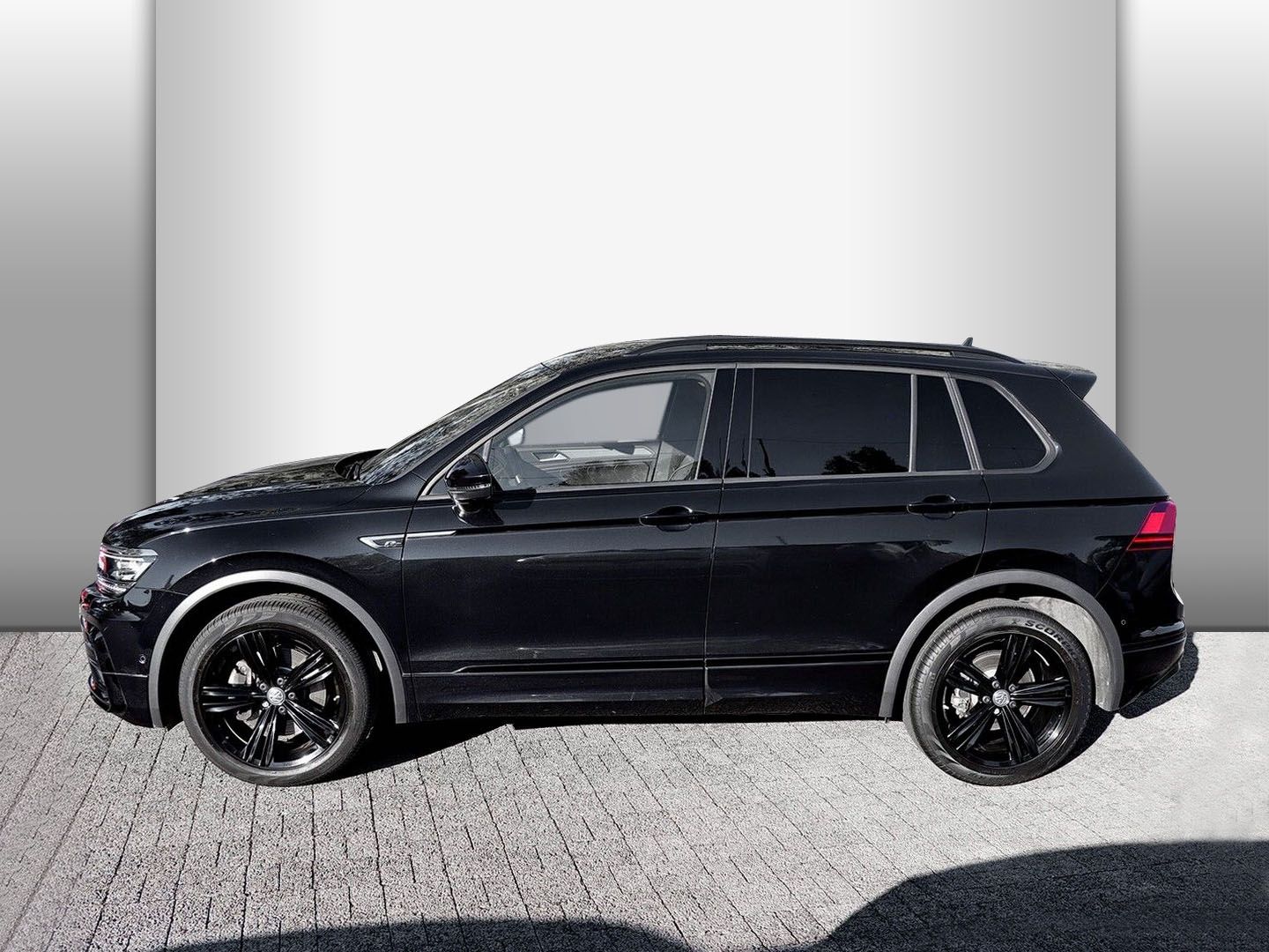 Volkswagen Tiguan Highline R-Line Black Style 4MOTION 2.0 T foto 4