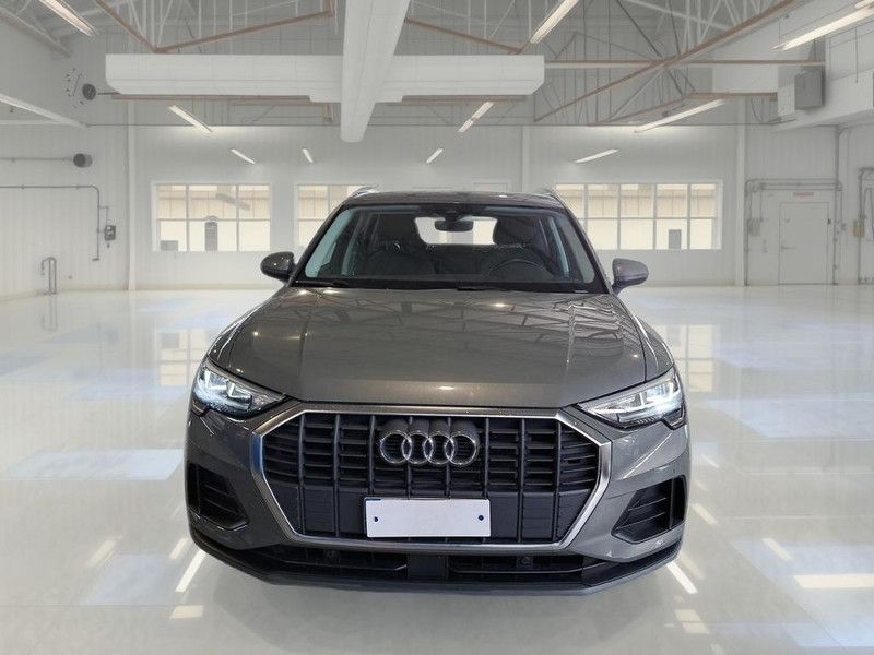Audi AUDI Q3 45 TFSI E S TRONIC BUSINESS SUV imagem 2