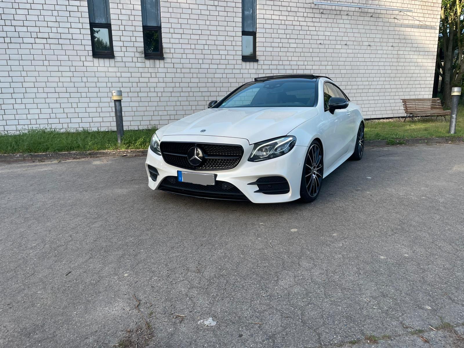 Mercedes-Benz E 400d Coupe 4Matic*Sternhimmel*Carbon*E53 Optik