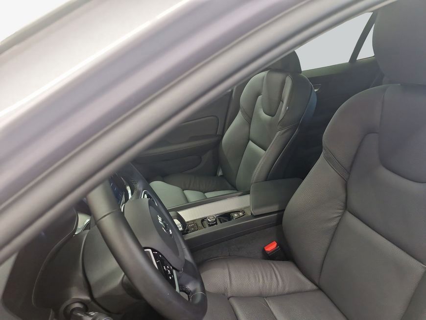 Volvo V60 B4 B DKG Plus Dark  Pano*Head-up foto 10