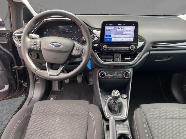 Fahrzeugabbildung Ford Fiesta 1.0 EcoBoost M-Hybrid Titanium *SHZ*SpurH
