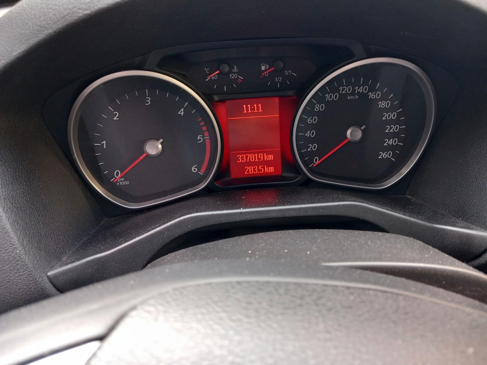 Ford Mondeo 2011 — photo 8