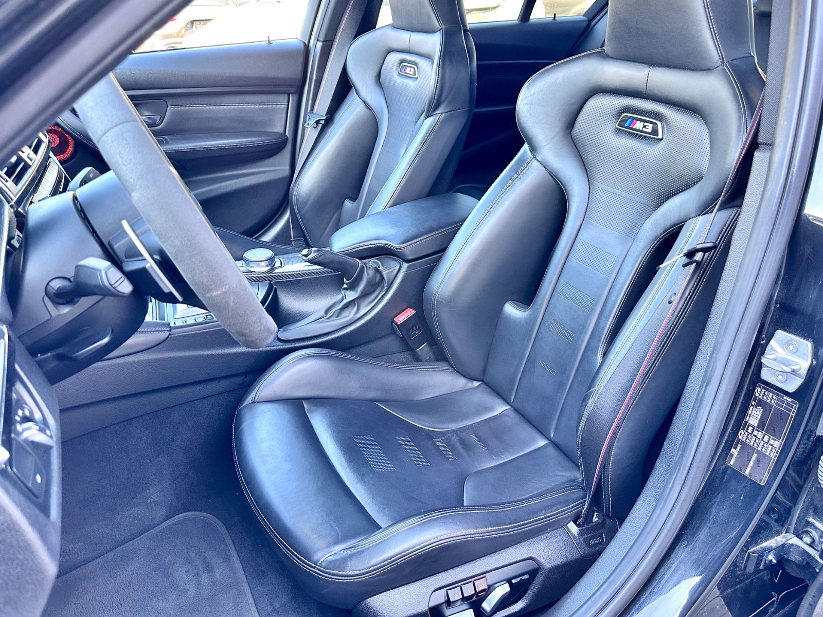 Fahrzeugabbildung BMW M3 Competition *BRD+M-Drivers+Carbon+Voll+KW*