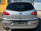 Alfa Romeo 147 1.6 16V T.Spark Distinctive, 120 PS, Bose - Alfa Romeo 147 aus 2002