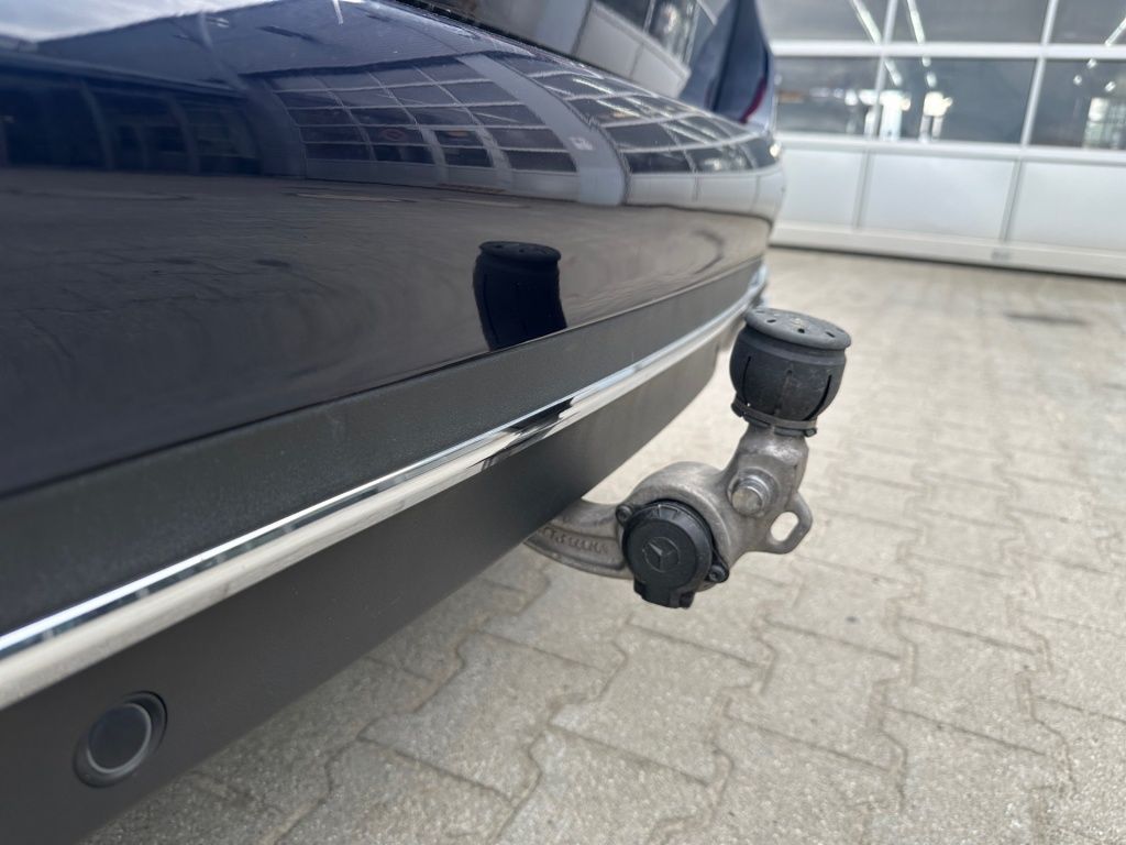 Fahrzeugabbildung Mercedes-Benz E 200 T Avantg. AHK Totwi. LED SHZ KAM Ambie.