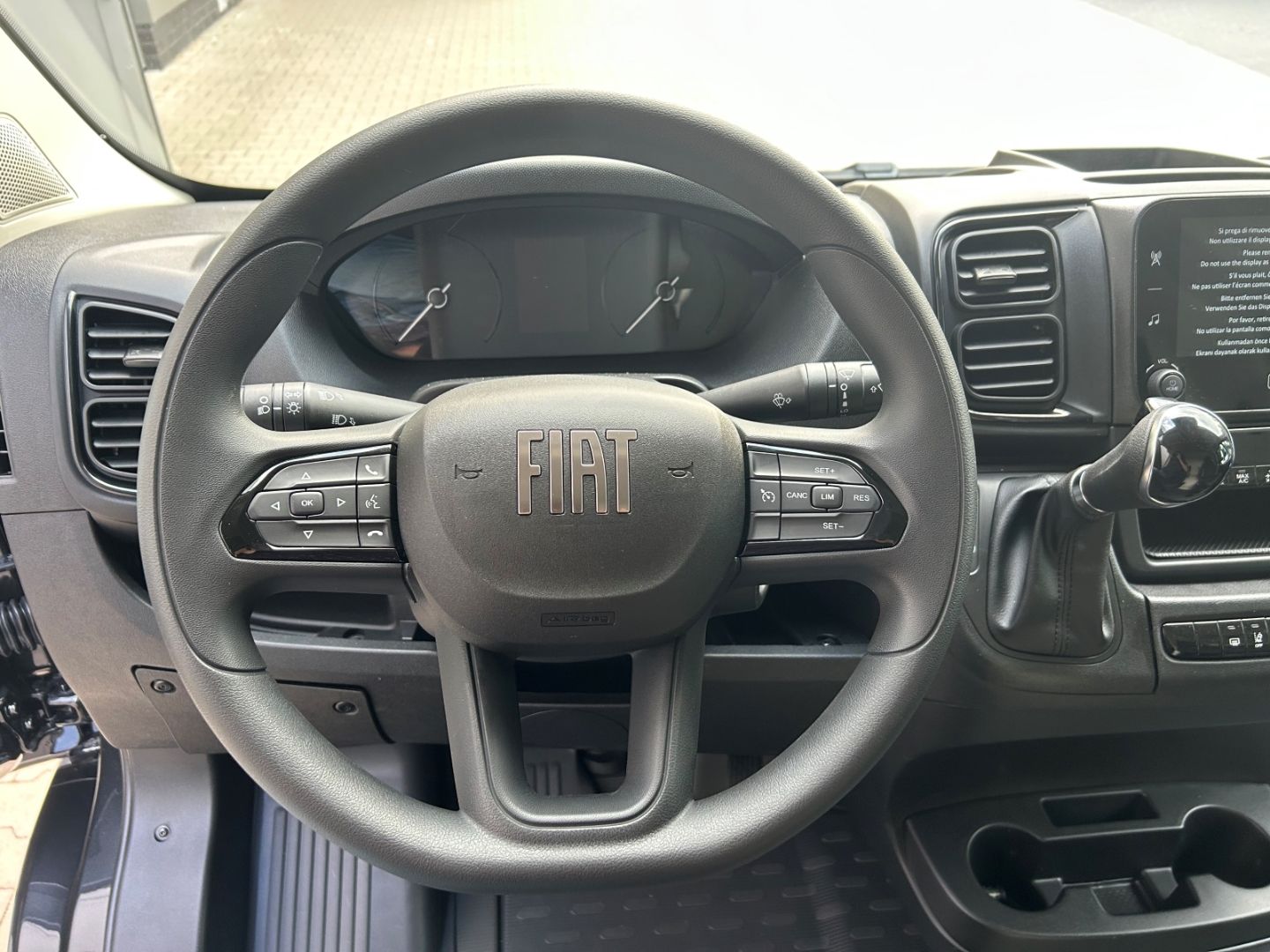Fahrzeugabbildung Fiat Ducato H3 Kastenwagen 35 L4H3 180 Multijet Maxi