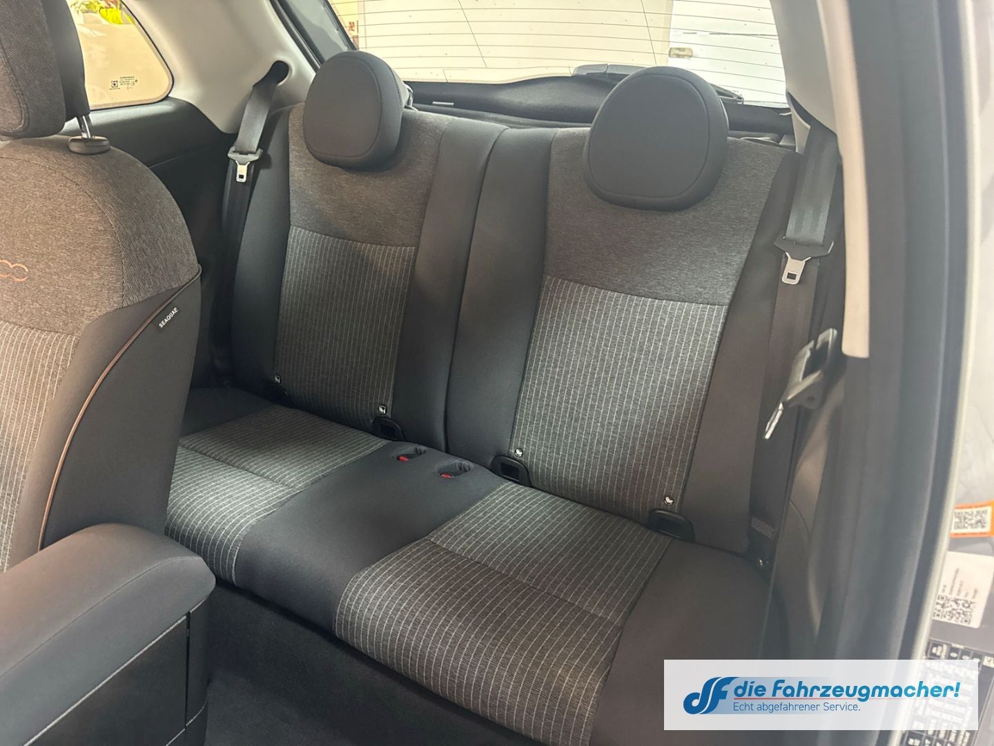 Fahrzeugabbildung Fiat 500 e Icon Navi Digitales Cockpit Memory Sitze A