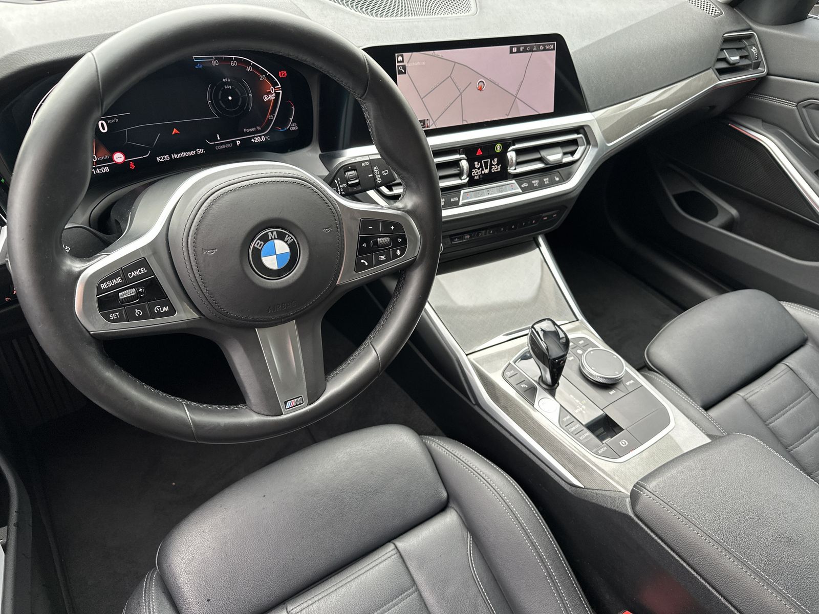 Fahrzeugabbildung BMW 320d Touring Sport-Line NAV+LASER+KAMERA+HUD+SHZ