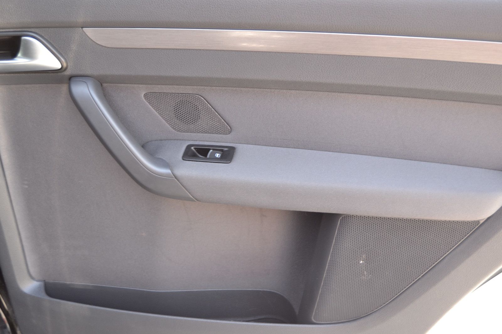 Fahrzeugabbildung Volkswagen Touran Comfortline BMT/AUTOMATIK/NAVIGATION/AHK/
