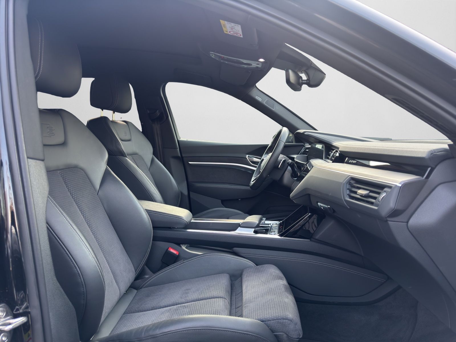 Audi Q8 e-tron - Bild 5