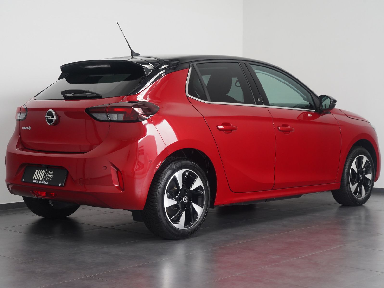 Fahrzeugabbildung Opel Corsa F e Elegance LED/CARPLAY/DAB/11KW