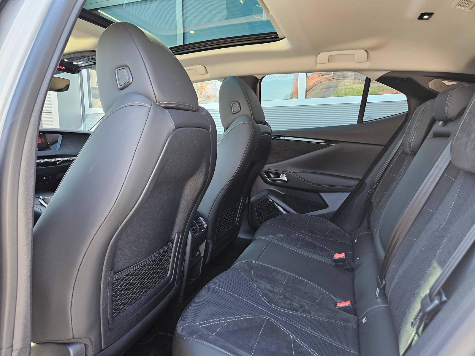 DS Automobiles DS4 Étoile Alcantara PT130 EAT8 Pano-Dach*HUD*LE