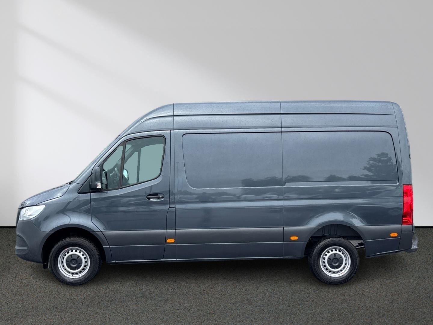 Mercedes-Benz Sprinter 317 CDI KA L2H2 MBUX Klima Kamera Holz