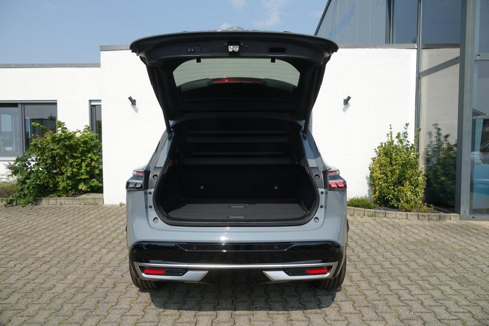 Nissan Qashqai TEKNA+ (plus) ALLRAD BOSE/Panodach/Leder