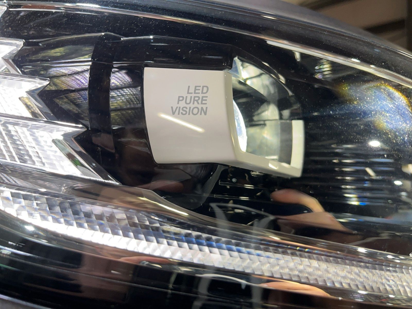 Fahrzeugabbildung Renault Grand Scenic *7-Sitzer*Navi*Kamera*PDC*Keyless**