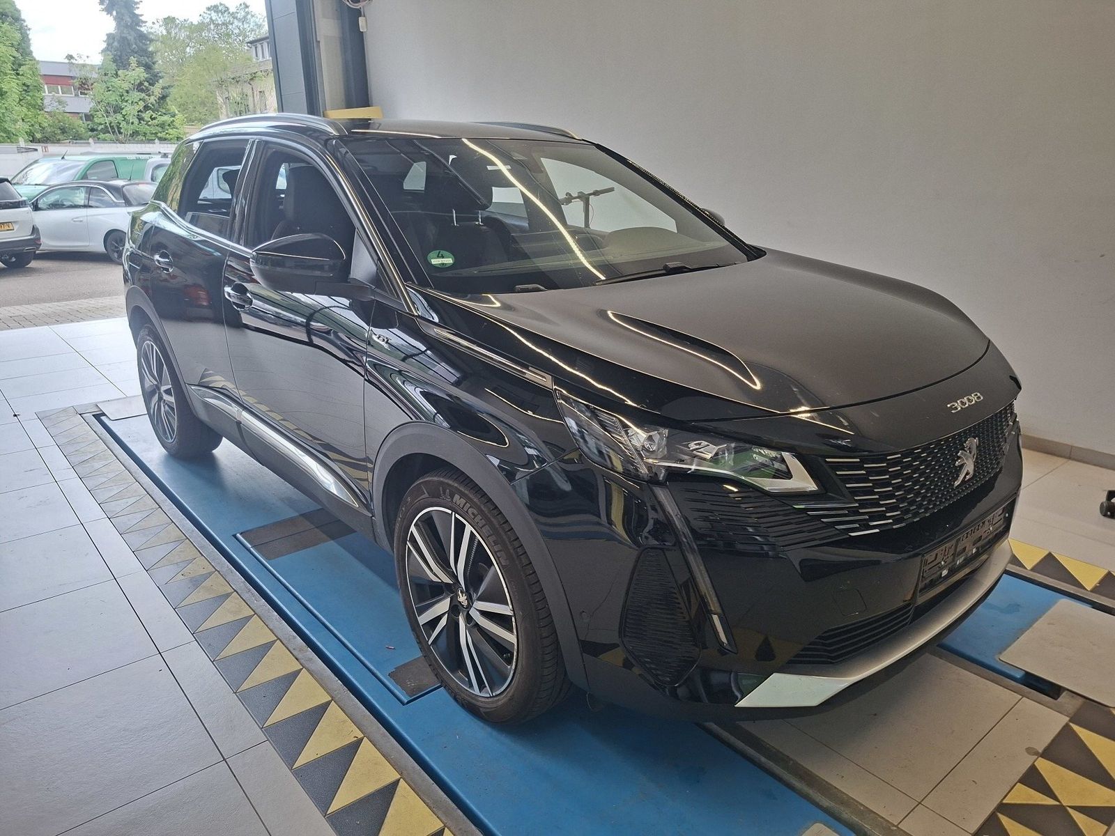 Peugeot 3008 GT Hybrid 136 e-DSC6 ACC SITZHZG KAMERA NAV imagem 2