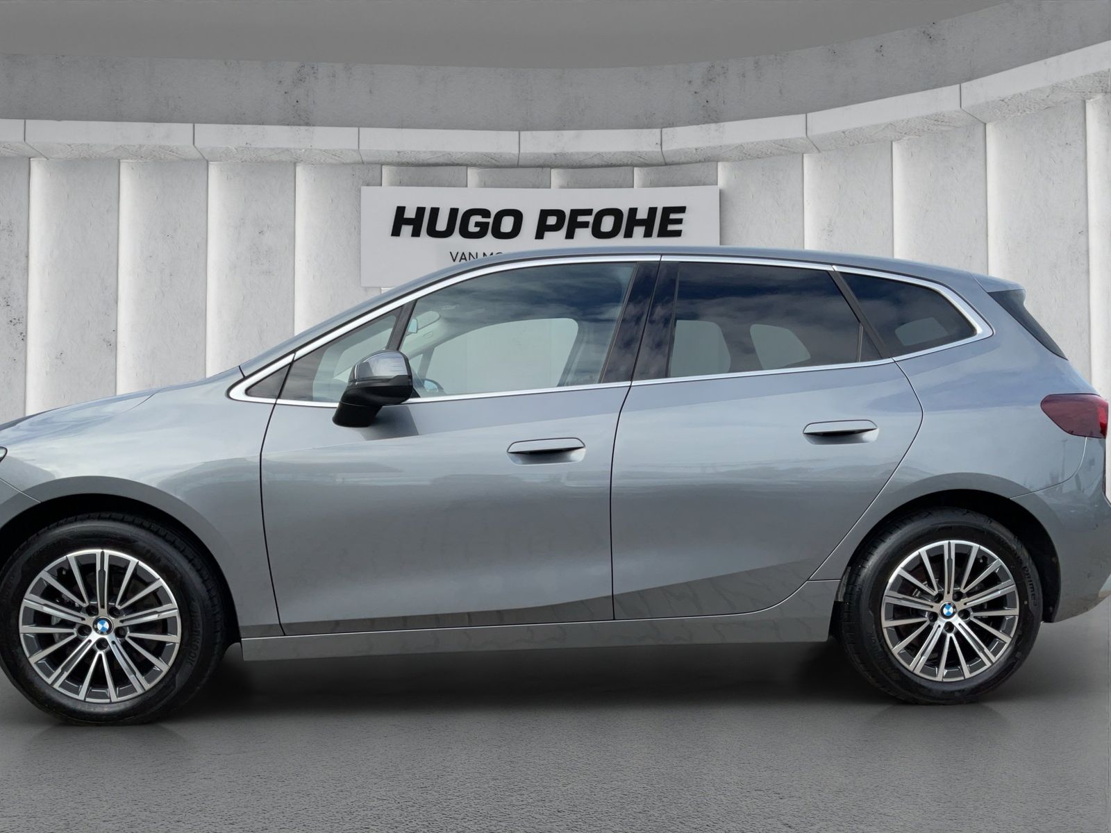 BMW 218d Active Tourer Luxury Line imagem 2