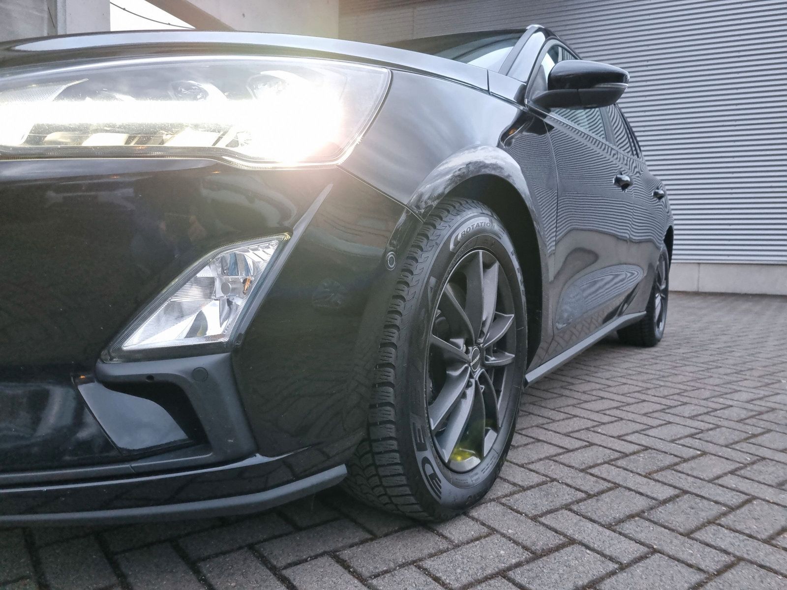 Fahrzeugabbildung Ford Focus Turnier 2.0 Cool & Connect LED SHZ KAMERA