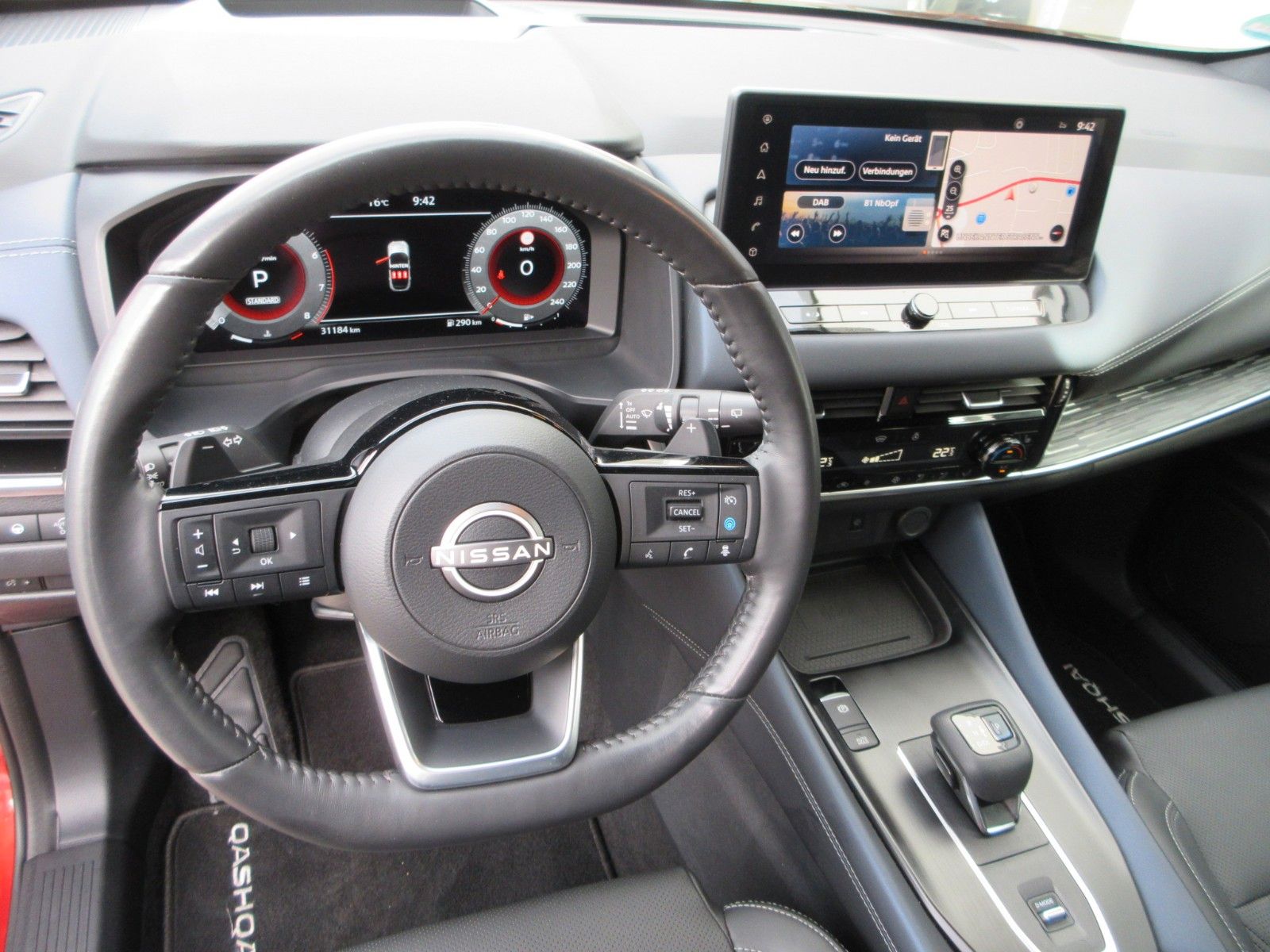 Fahrzeugabbildung Nissan Qashqai 1.3 Xtronic Automatik | Tekna+