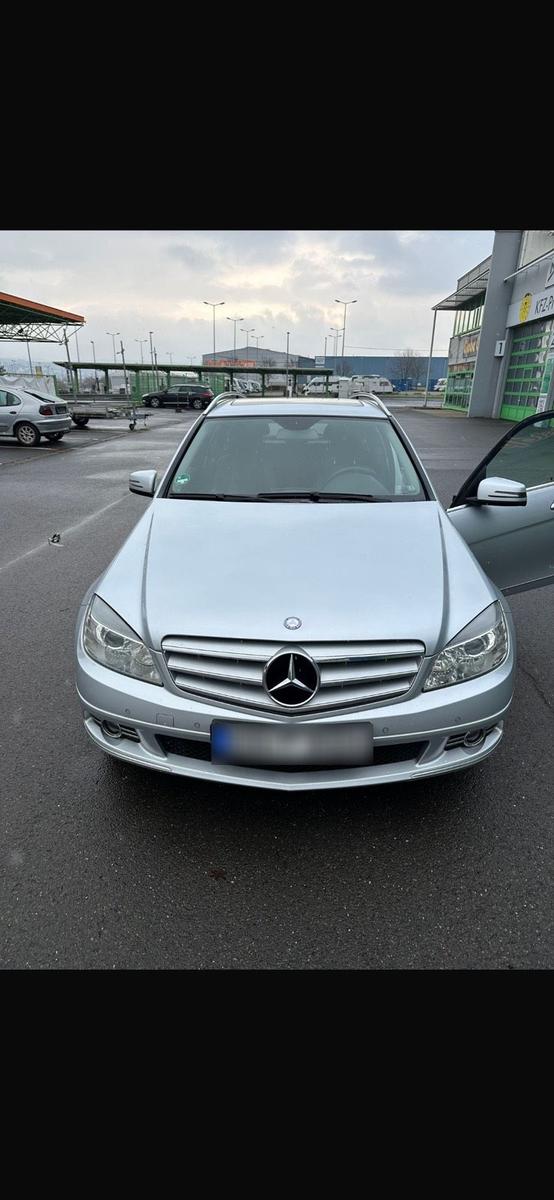 Mercedes-Benz C200, 2009
