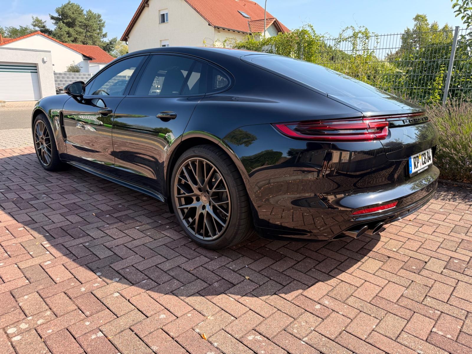 Porsche Panamera 4S Diesel S