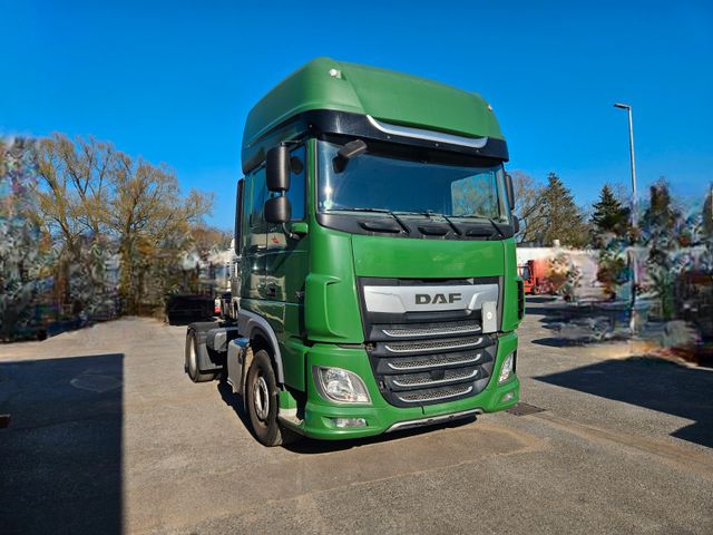 DAF XF 450 Super Space Cab Retarder Standklima 490km