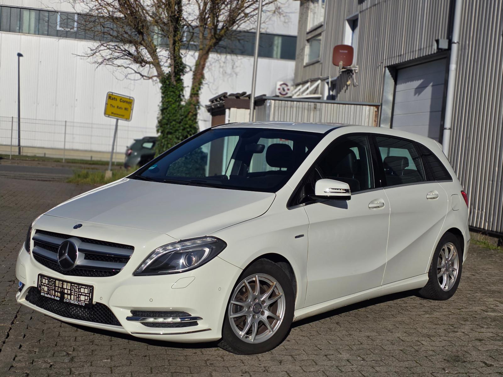 Mercedes-Benz B 200 Navi Klima PDC Teilleder