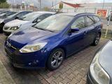 Ford Focus Turnier Sync Edition-SCHECKHEFT-NAVI-PDC - Ford Focus: Sync Edition