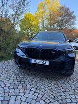 BMW X5 M60i xDrive  - BMW X5 M60 mit Anhängerkupplung