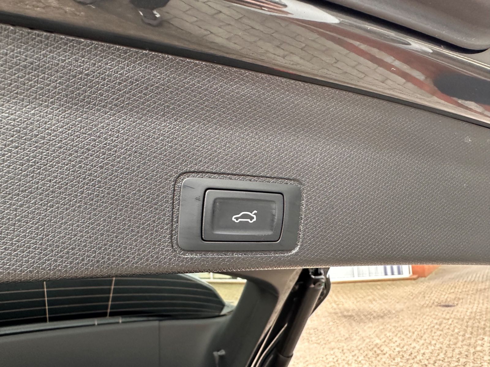 Fahrzeugabbildung CUPRA Terramar 1.5 eTSI DSG AHK/ACC/LED/RFK/APP