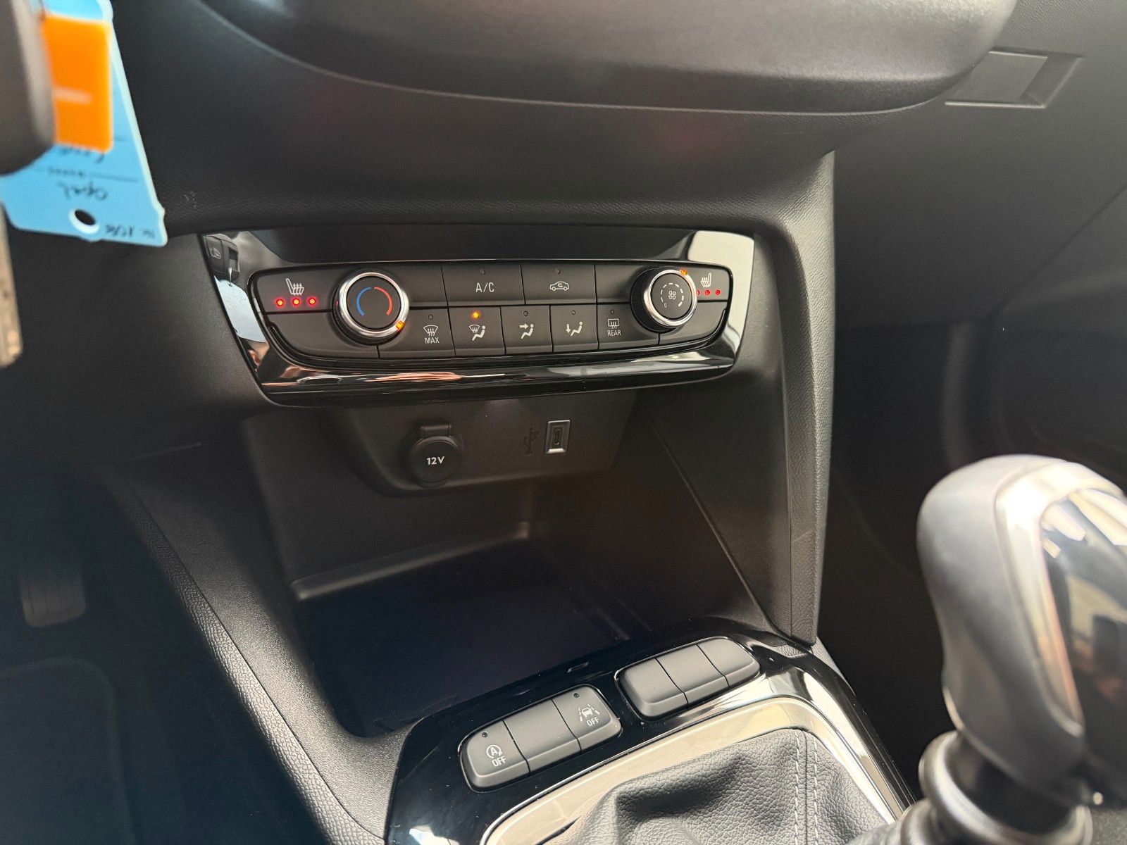 Fahrzeugabbildung Opel Corsa F Edition 100PS LED/Allwetter/Parkpilot!