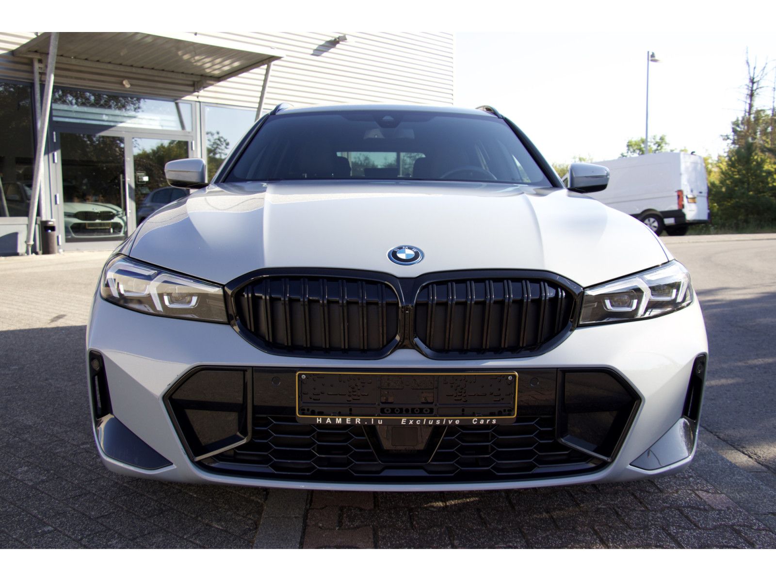 BMW 320 e Touring Aut. M Sportpaket ACC  imagem 2