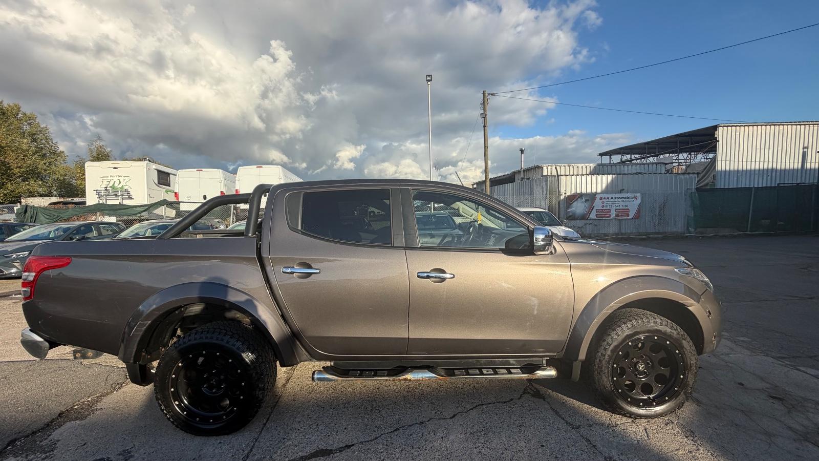 MITSUBISHI L200 181CH - DOUBLE CABINE - 4WD - BVM - 1ERE MAIN - 183.000 KMS