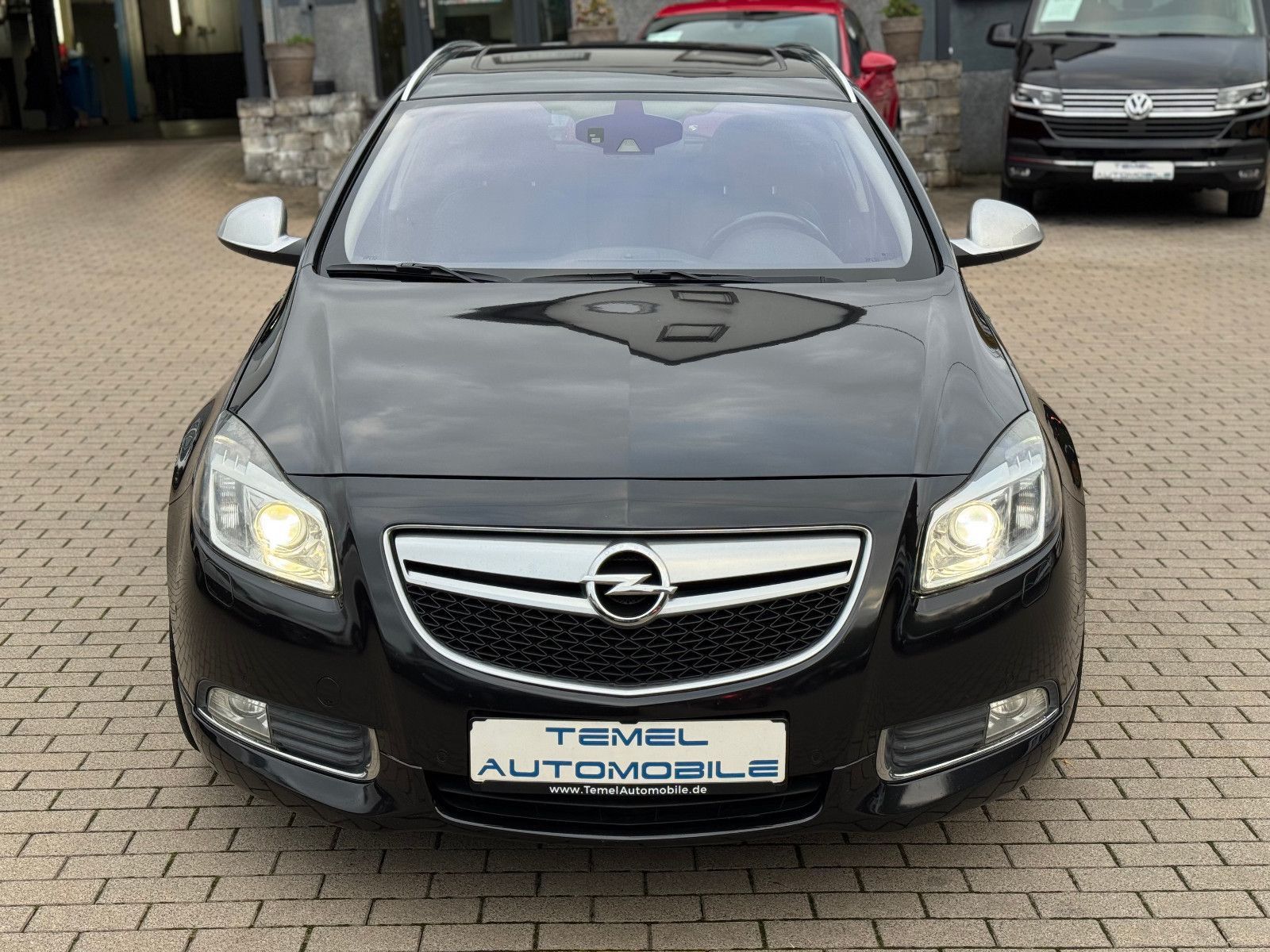 OPEL Insignia, 2010, Benzin, 220 PS