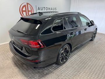 Volkswagen Golf VIII Variant 1.5 eTSI R-Line AHK*Pano*LED