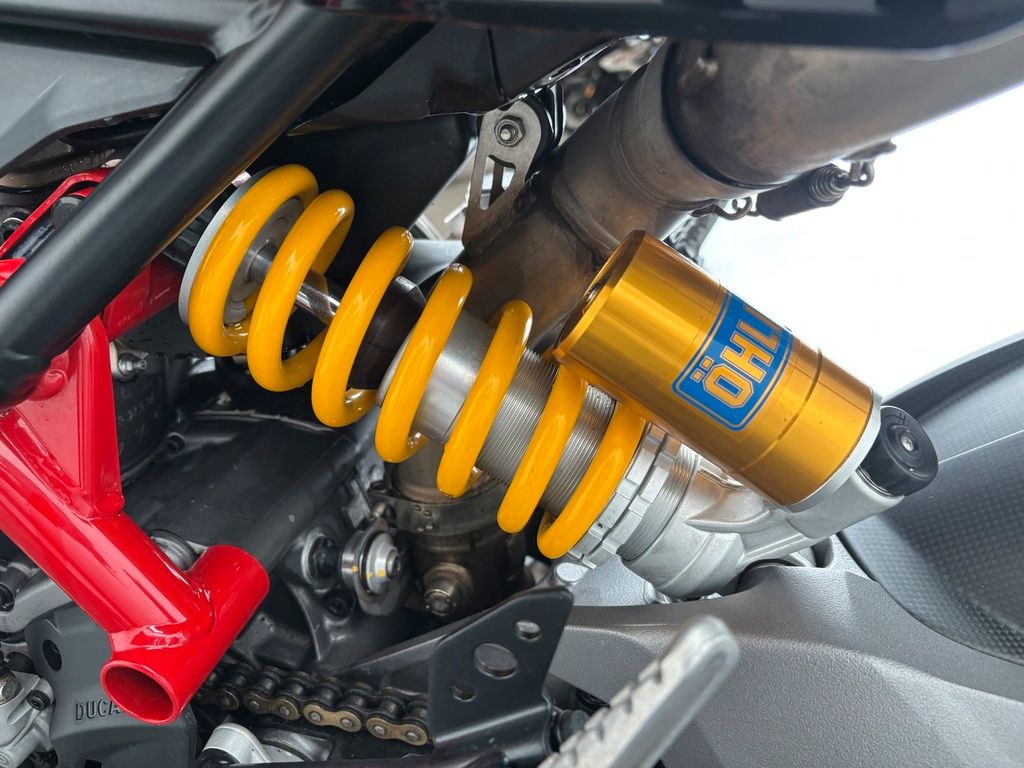 Fahrzeugabbildung Ducati HYPERMOTARD 950 SP *WENIG KILOMETER *TOP-ZUSTAND