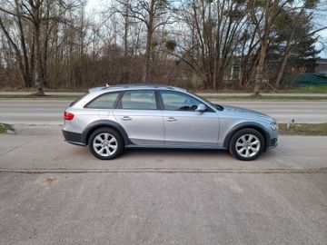 Audi A4 Allroad - 9