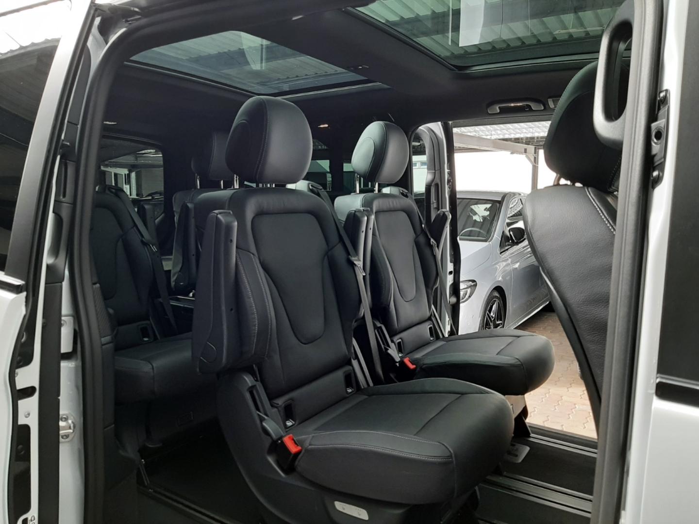 Mercedes-Benz V 250 d Lang AMG + Night Airmatic Leder Pano