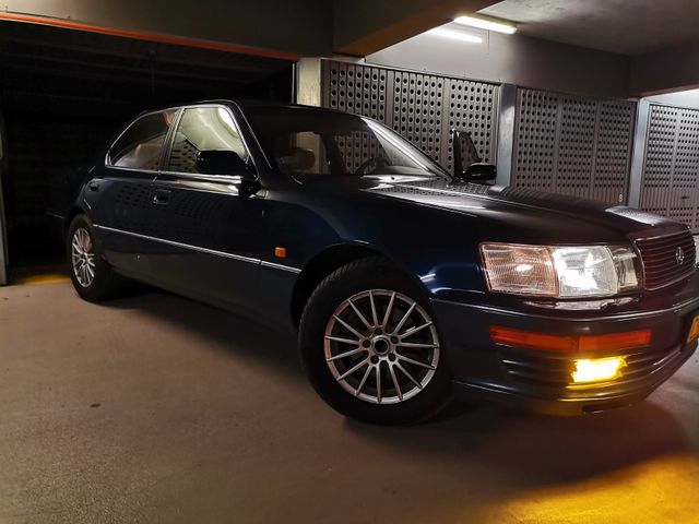 Lexus LS 400 4.0i Auto V8 -