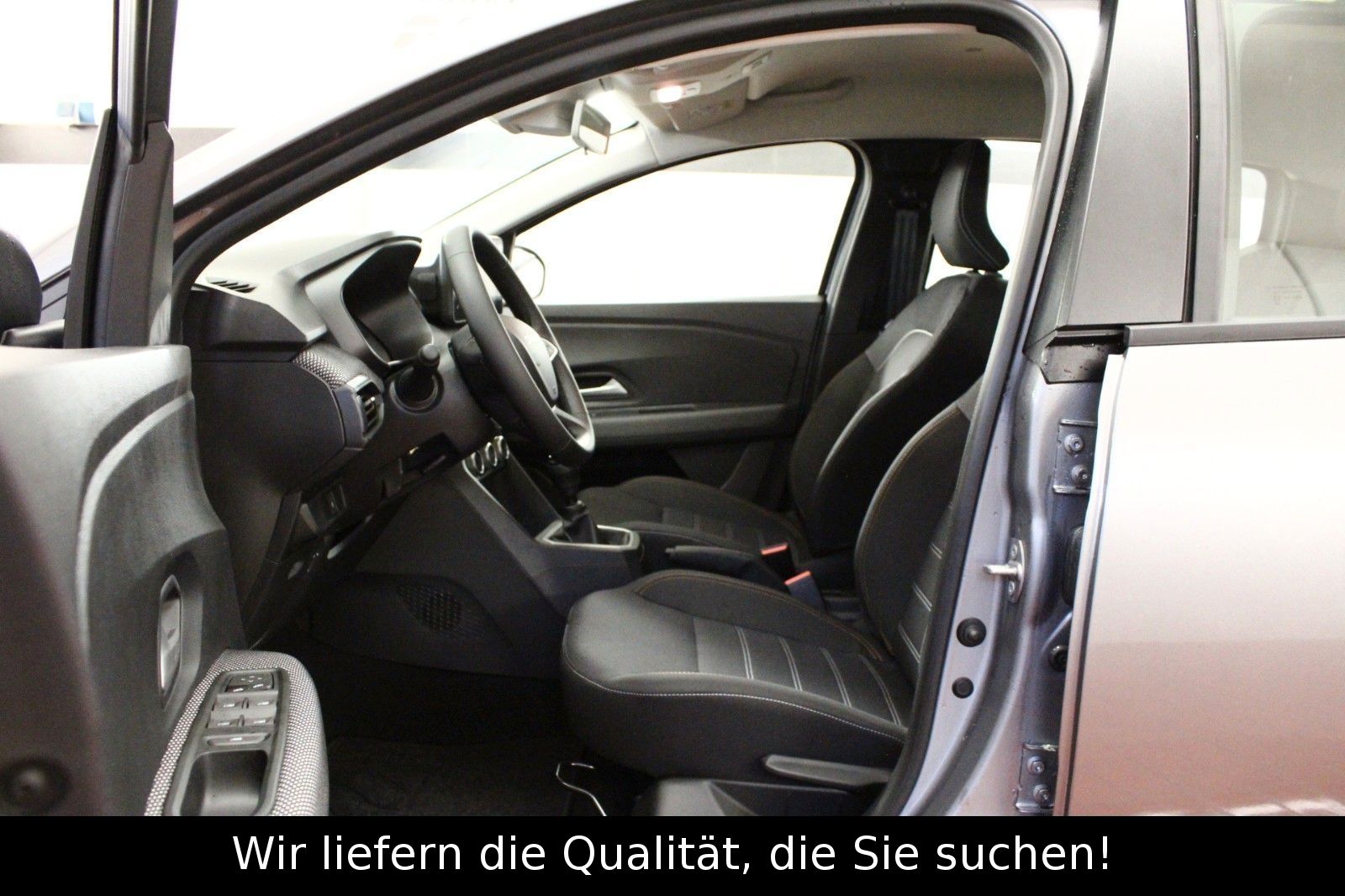 Fahrzeugabbildung Dacia Sandero TCe 90 Stepway Expression*Winterpaket*