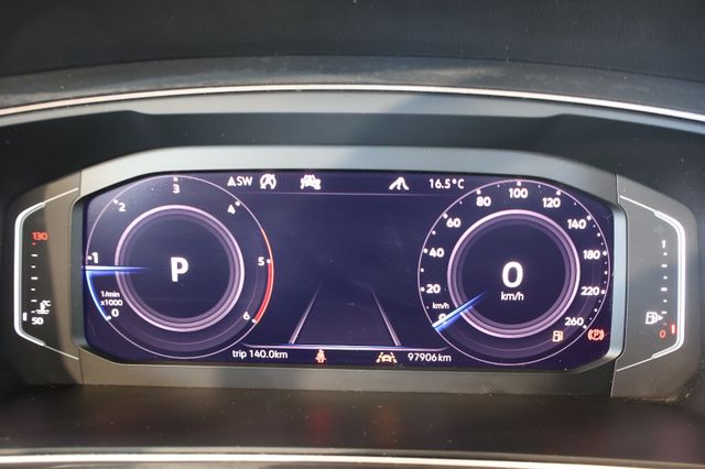 Volkswagen Tiguan R-LINE 2.0 TDI 4M AID+ACC+SIDE+PANO+AHK
