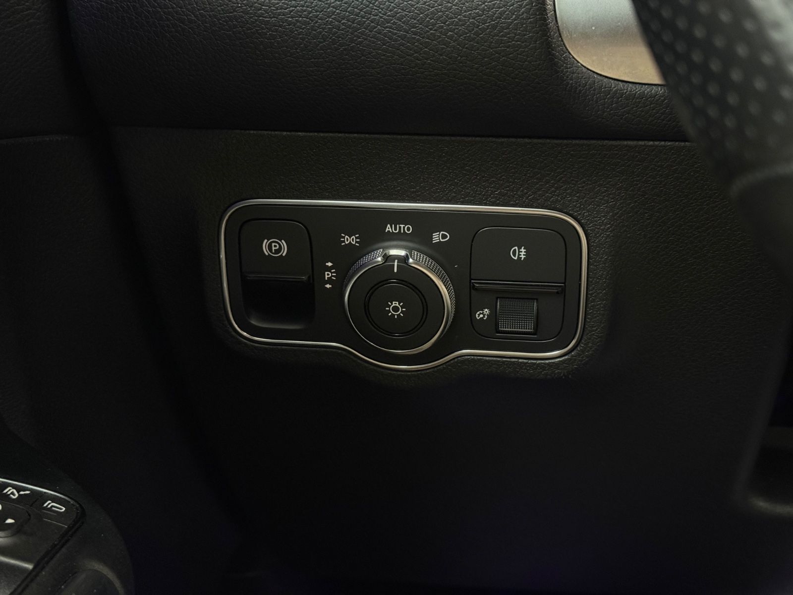 Mercedes-Benz GLB 250 4M AMG Line Pano Night Memory 360° foto 19