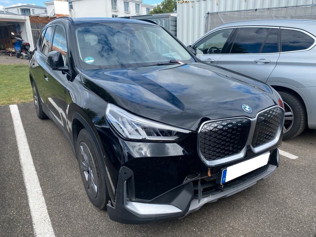 Image of BMW iX1