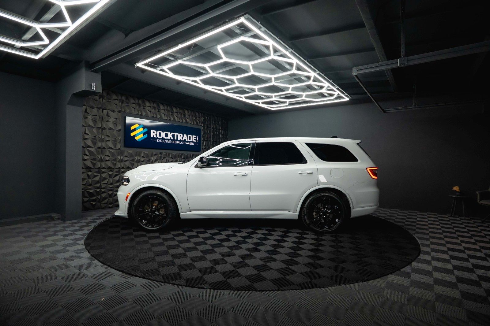 Fahrzeugabbildung Dodge Durango 5.7 V8 R/T  4x4 Night Paket *LED*1.Hand*