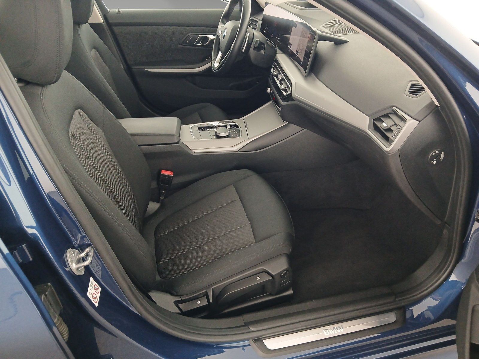 BMW 318d Touring LiveCockpitProf PDC Driv.Assist foto 8