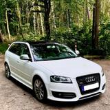 Audi S3 2.0 TFSI Sportback Facelift 8P Leder Panorama - Audi S3 in Köln