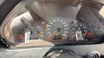 صورة 6 لـ 1997 Mercedes-BENZ C 180
